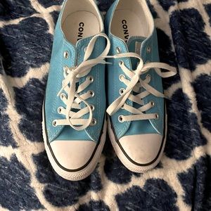 Converse chucks size 8.5 blue